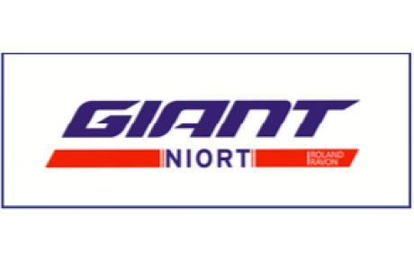 GIANT NIORT